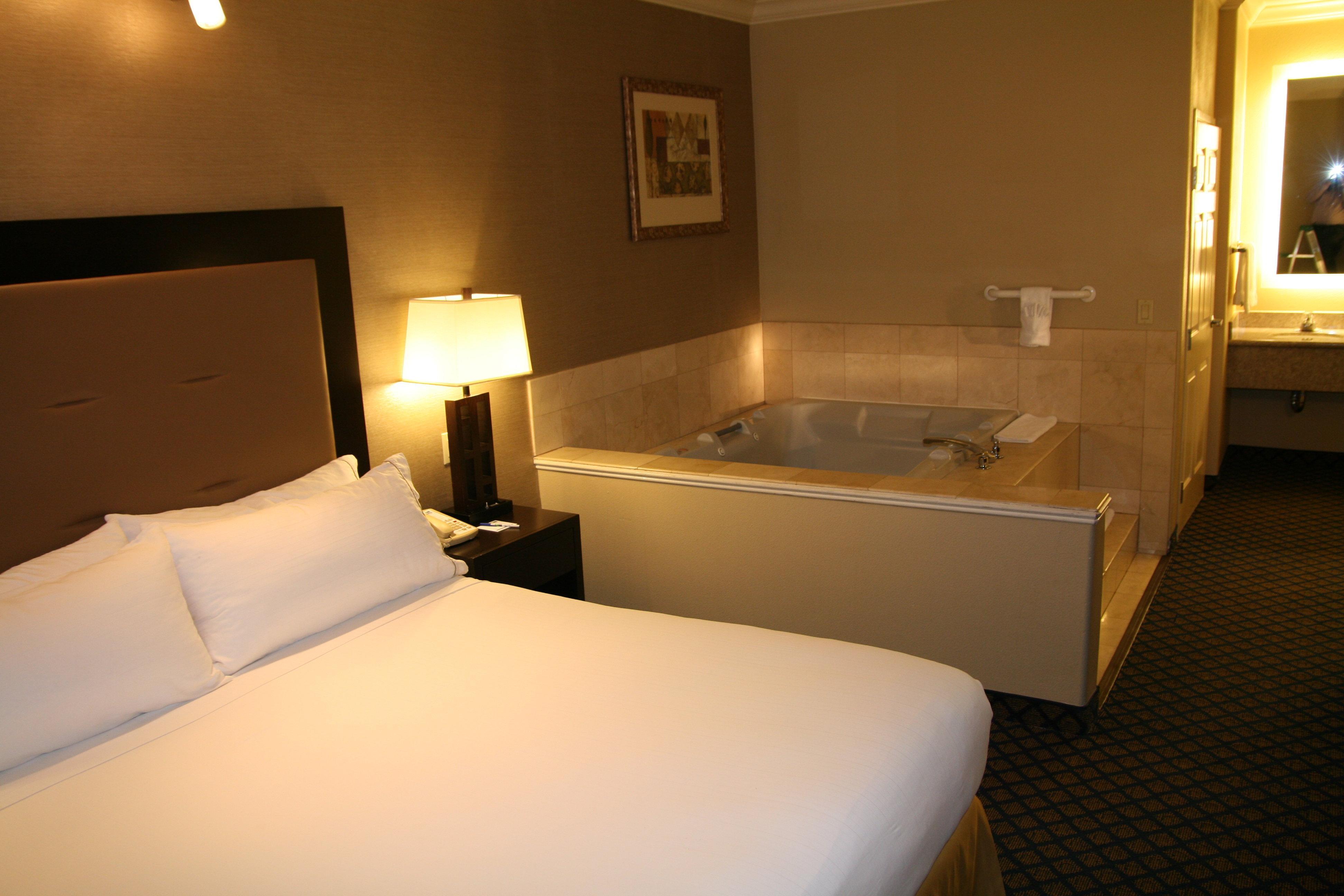 Holiday Inn Express San Pablo - Richmond Area By Ihg Buitenkant foto